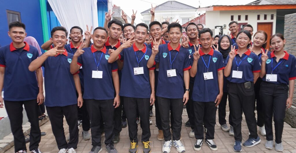 LPK MOMOTARO NIHONGO GAKKOUの生徒たち