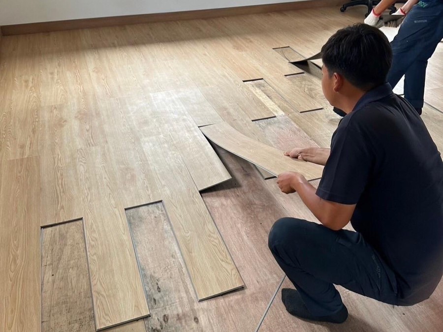床下張り替えの研修風景