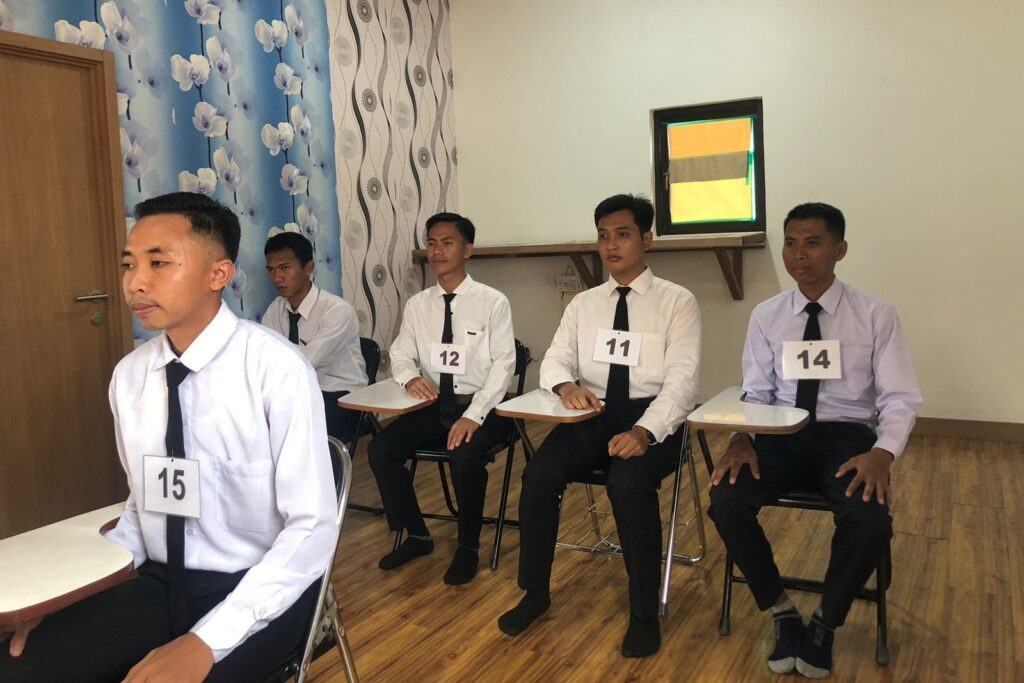 現地での面接の様子①